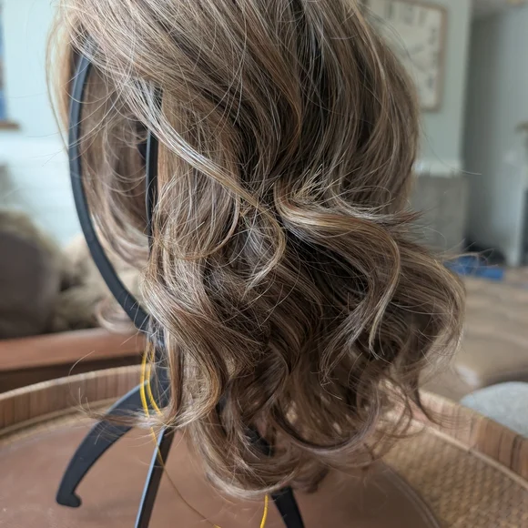 Belle Tress Nutella Buttercream Wig - Picture 2 of 9